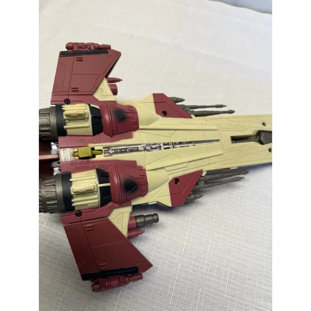 Hasbro Star Wars Obi-Wan Kenobi Jedi Starfighter Ship Vehicle 2004 3.75
